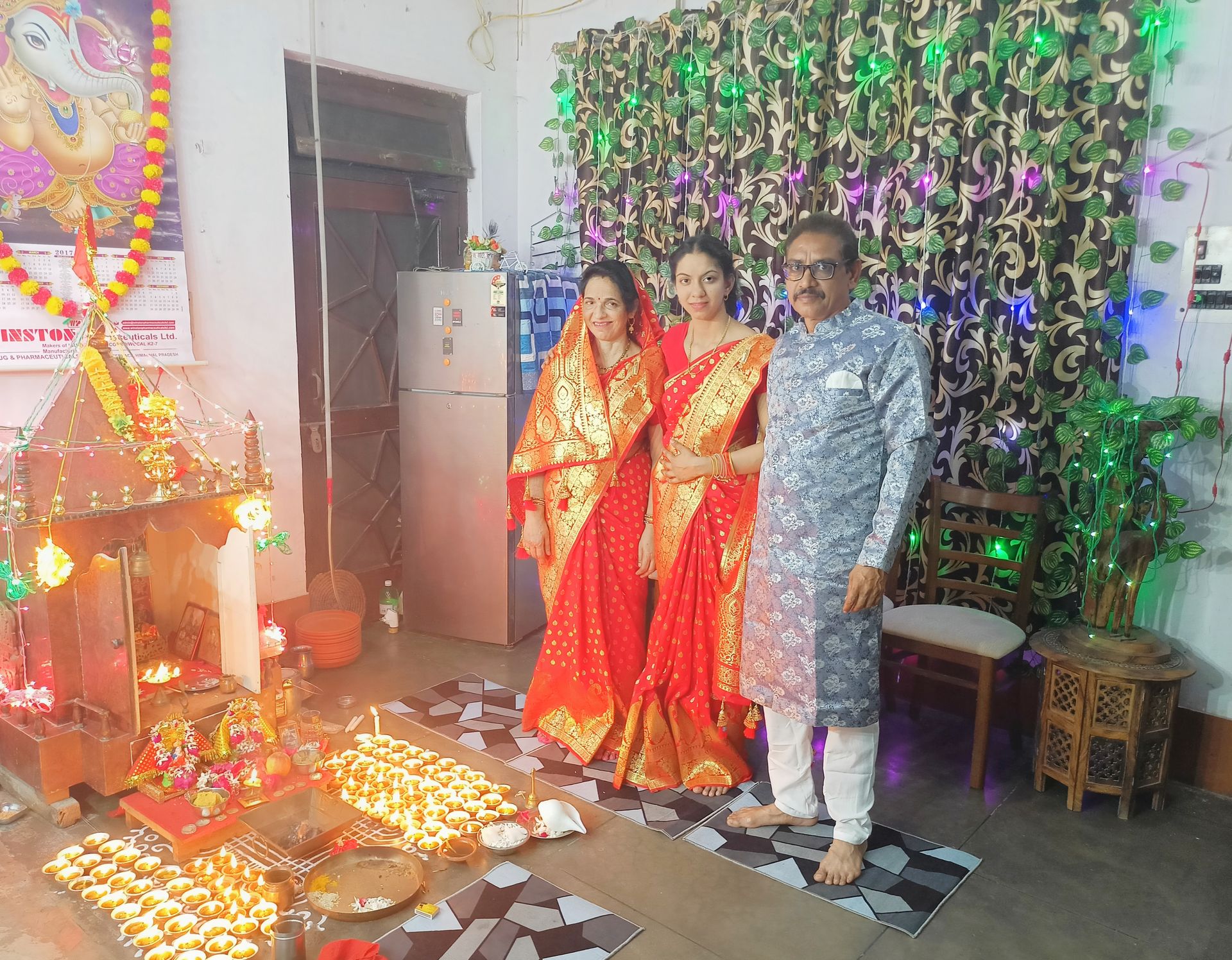 thepalakandpallav-Palak-Viprakulkirti-Pallav-Viprakulkirti-family-father-mother-mom-dad